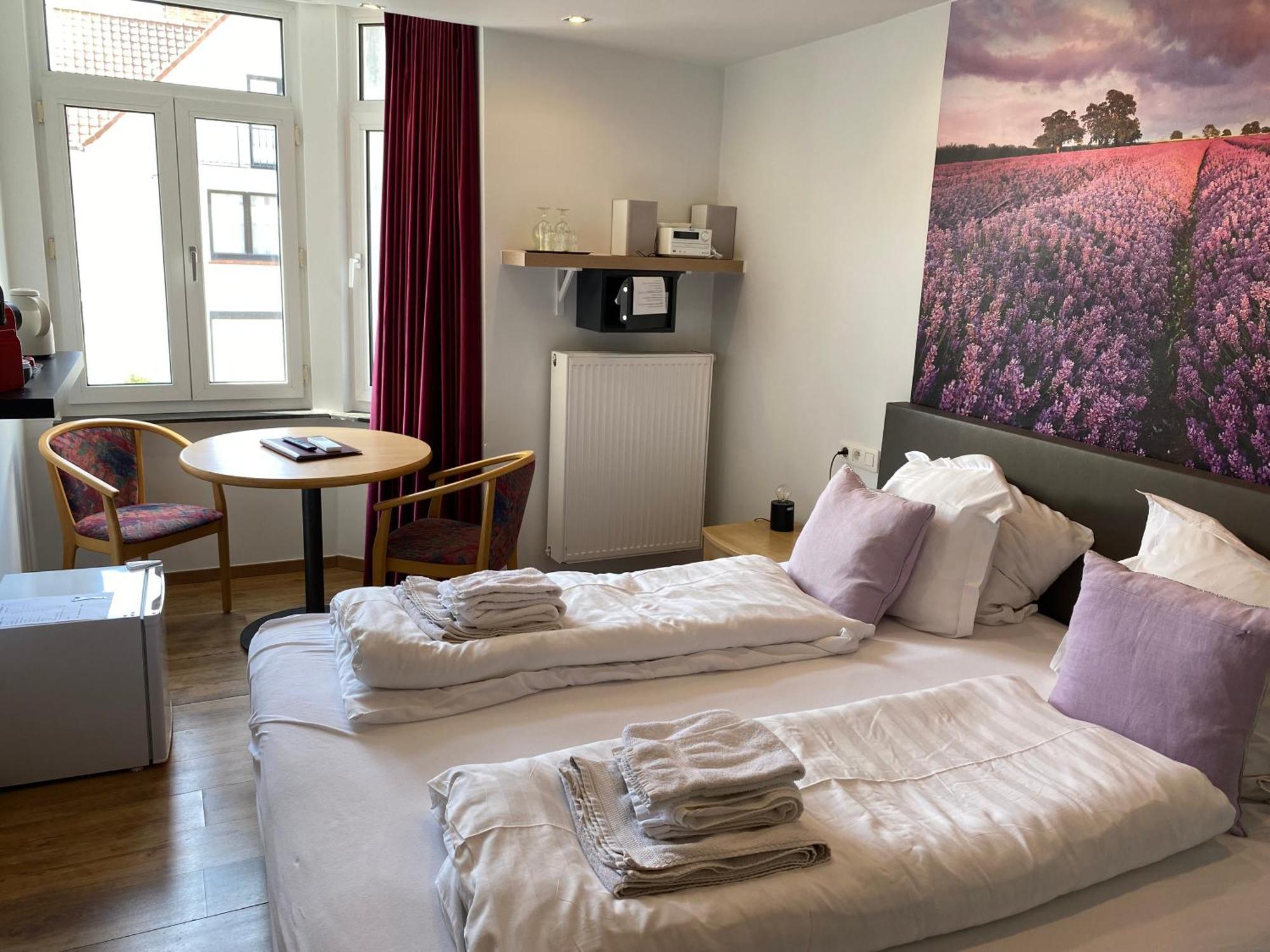 Hotel De Backer Кноке-Хайст Екстериор снимка